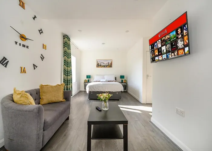 Apartment 11f2 Captivating & Luxurious