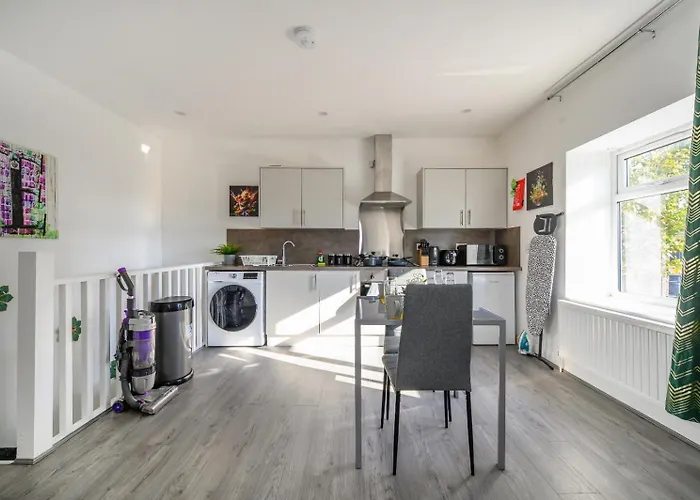 Lejlighed 11f2 Captivating & Luxurious Bradford (West Yorkshire)